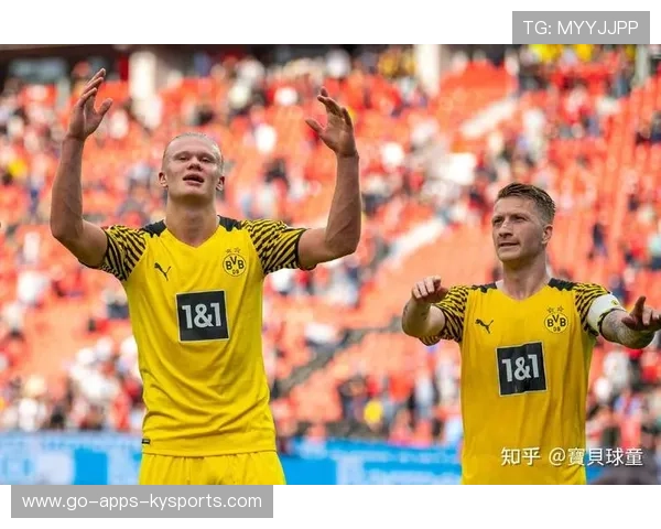 哈兰德球童生日会低调出席，被赞暖男本色