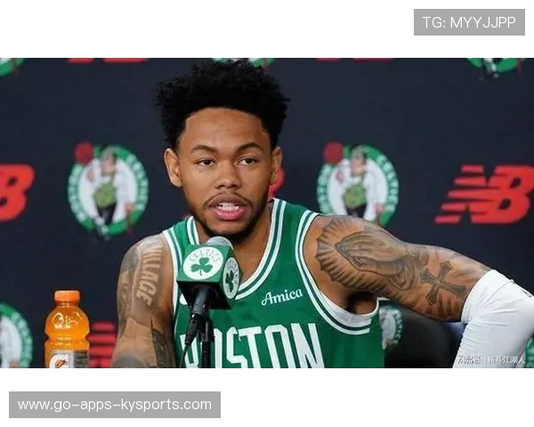 西蒙斯半场狂砍25分,绿军上演戏剧性逆转 西蒙斯半场狂砍25分,绿军上演戏剧性逆转