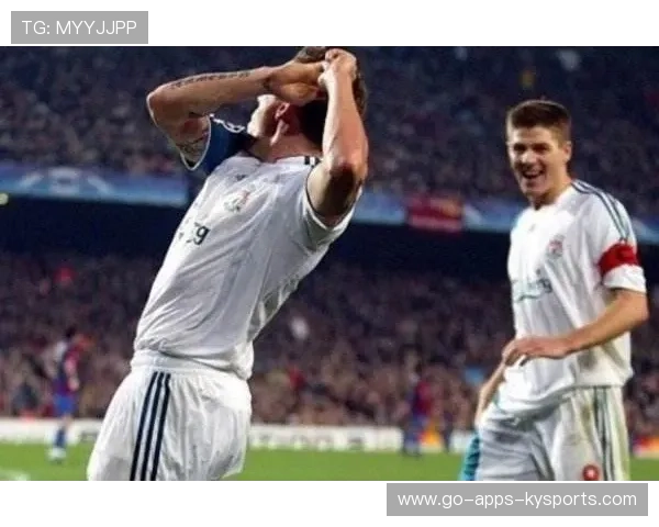 高尔夫年轻天才挑战老将，赛场师徒戏码再现