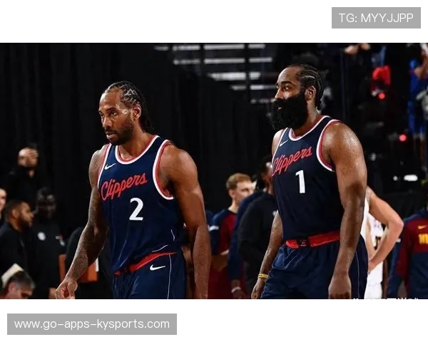 快船急需调整阵容结构，核心球员状态堪忧，快船阵容图