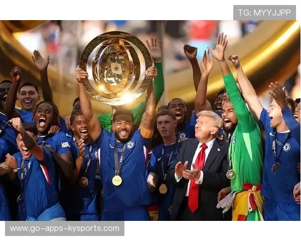 特朗普惊现切尔西更衣室,夺冠庆典引热议 特朗普惊现切尔西更衣室,夺冠庆典引热议