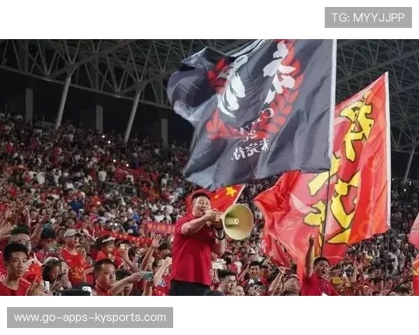 李提香中场摆脱送出手术刀直传,辽宁铁人进攻火力全开 李提香中场摆脱送出手术刀直传,辽宁铁人进攻火力全开