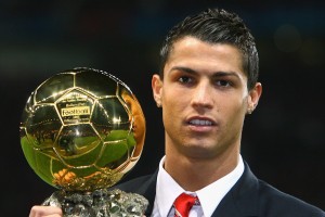 Kering-✨创64年纪录！阿隆索带领皇马全欧神话，放弃巨星维尼修斯成为成功之举✨